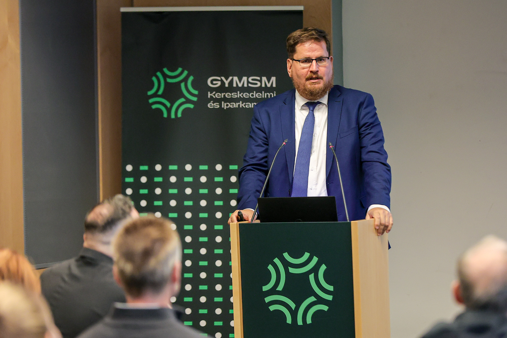 KKV-k az online térben - Pogátsa Zoltán a Kamarában